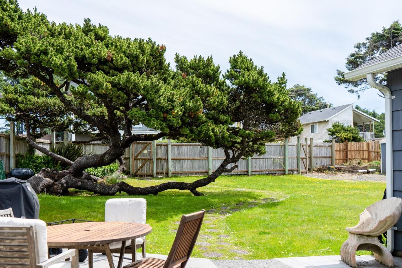 Wecoma Creekside Villa Lincoln City Exterior photo